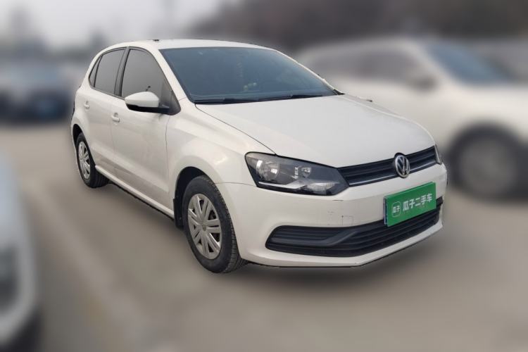 Used Volkswagen Polo 2016 1.4L Automatic Trendy Model Front Right 45 Deg