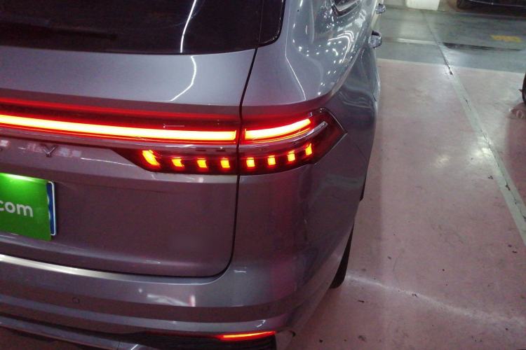 Used Geely Auto Monjaro L 2021 2.0TD DCT EVO Two-Wheel Drive Prestige Version Right Rear Taillight