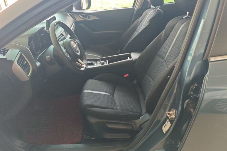 Used Mazda 3 Axela 2017 Sedan 1.5L Automatic Luxury Model Emission Standard China V Left Front Seat