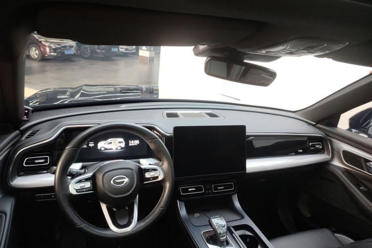 Used GAC Trumpchi GS8 2024 Linghang Series 2.0 TGDI Two-Wheel Drive Luxury Smart Connectivity Version