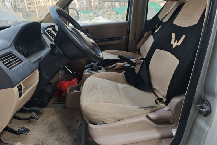 Used Wuling Rongguang 2014 1.2L S Standard Model