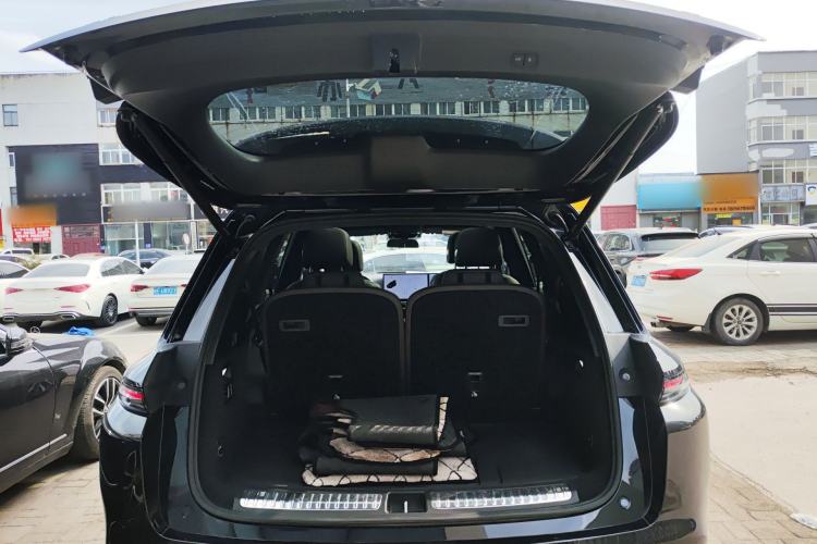 Used Li Auto L8 2023 Pro Model Trunk