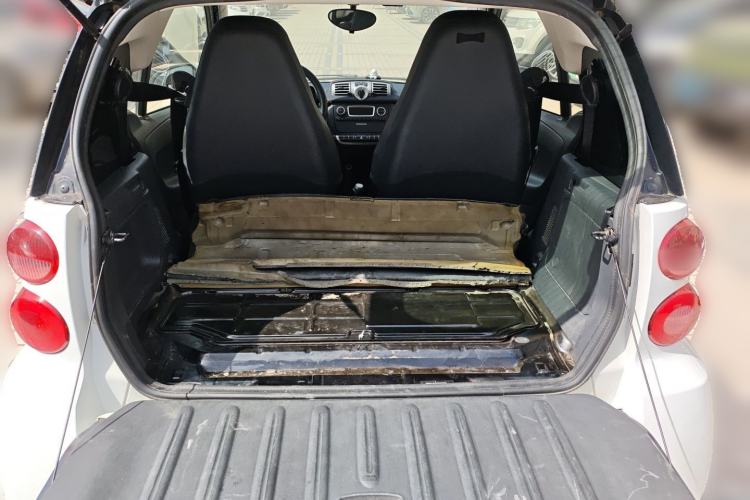 Used smart fortwo 2012 1.0 MHD Hardtop Comfort Edition Trunk