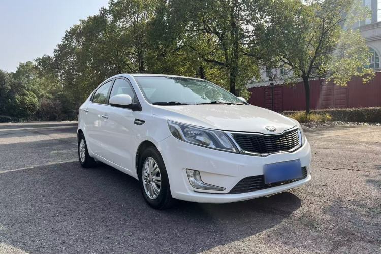 Used Kia K2 2012 Sedan 1.4L MT GLS Commemorative Edition
