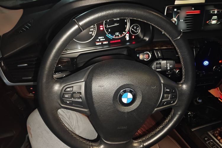 Used BMW X5 2015 xDrive28i