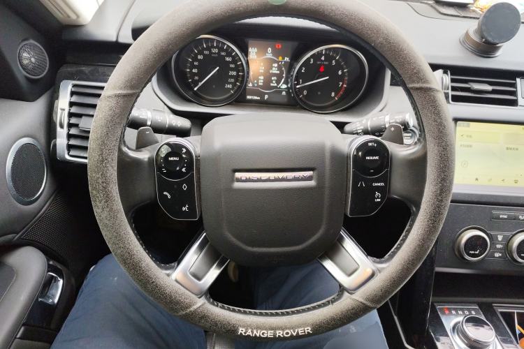 Used Land Rover Discovery 2019 3.0 SC V6 SE