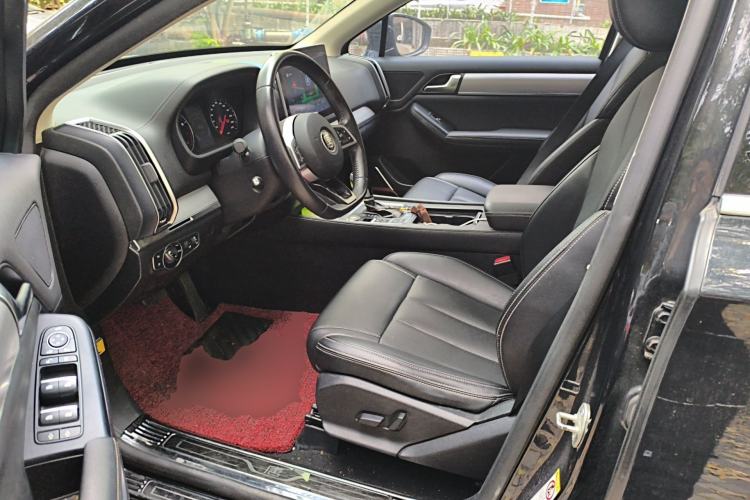 Used BYD Tang 2018 2.0T Automatic SmartConnect Luxury Edition 5 Seats China V Standard
