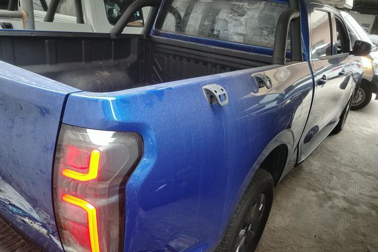 Used Great Wall Poer 2023 2.0T Commercial Version Automatic Diesel 4x4 Elite Long-Box GW4D20M