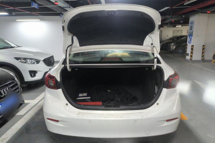 Used Mazda 3 Axela 2016 Sedan 1.5L Automatic Comfort Model Trunk