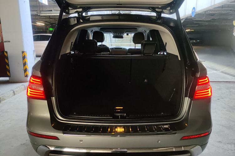 Used Mercedes-Benz M-Class 2014 ML 400 4MATIC Luxury Model