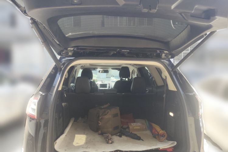 Used Ford Edge 2016 EcoBoost 245 Four-Wheel Drive Titanium 7-Seater Trunk