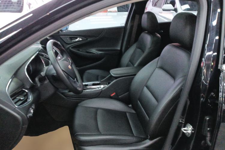 Used Chevrolet Malibu XL 2021 535T Automatic Sport Edition Left Front Seat