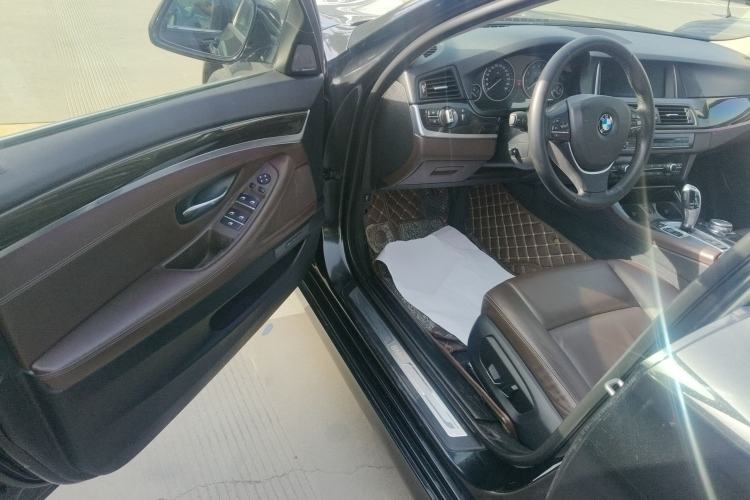 Used BMW 5 Series 2014 525Li Luxury Design Package Driver Seat