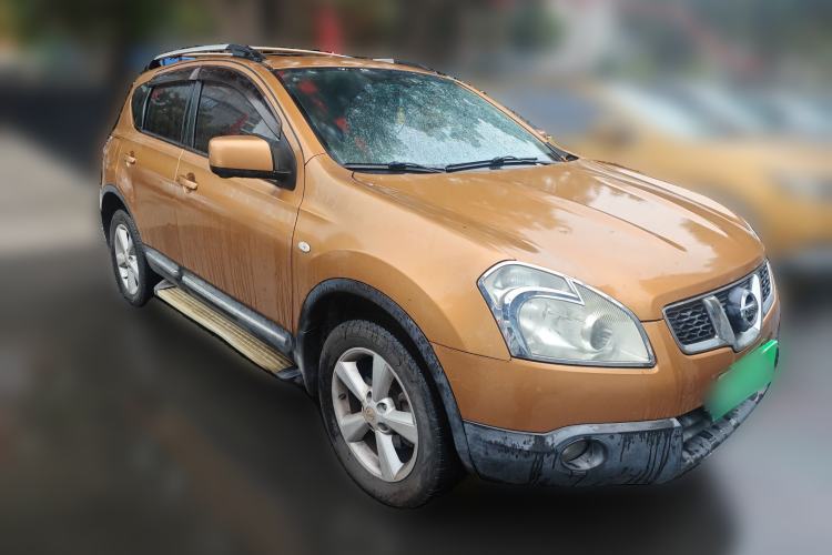 Used Nissan Qashqai 2011 2.0 XV Lea CVT 2WD Front Right 45 Deg