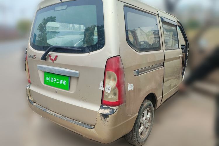 Used Wuling Rongguang 2014 1.5L S Standard Version