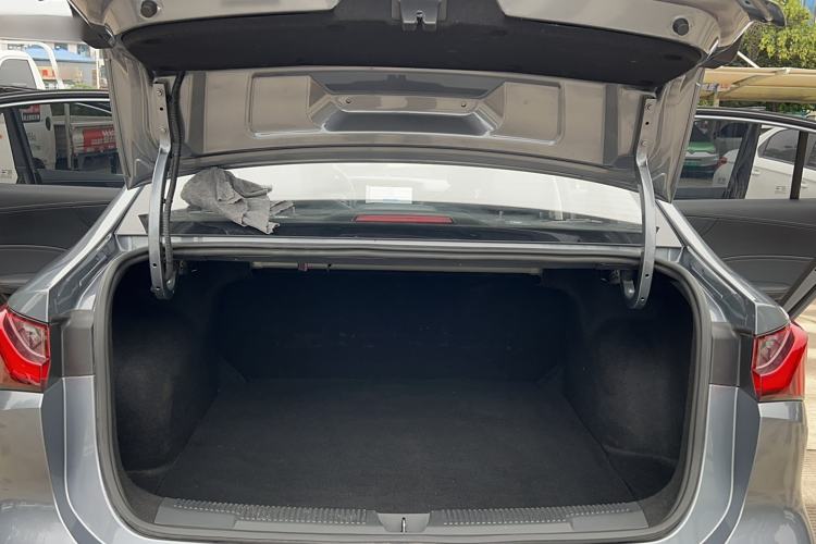 Used Roewe i5 2023 1.5L CVT Luxury Edition
