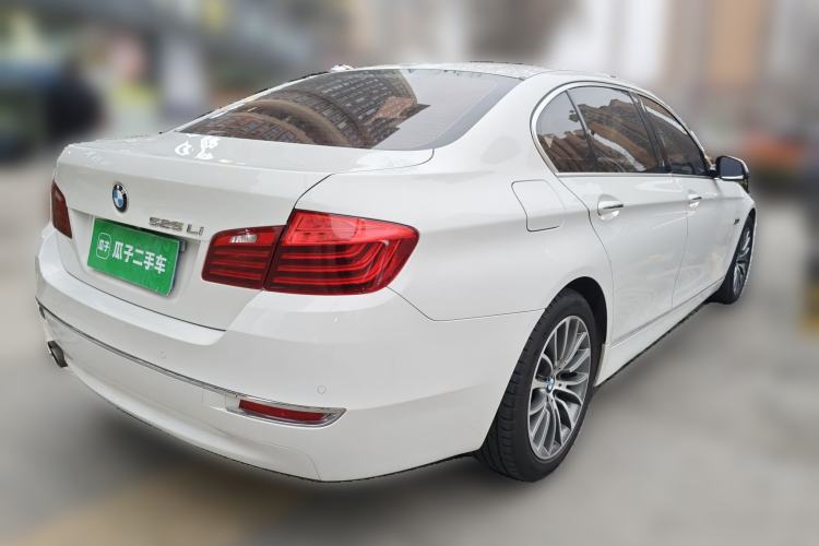 Used BMW 5 Series 2014 525Li Luxury Design Package
