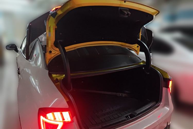 Used Lynk & Co 03 2020 03+ 2.0TD Automatic Wind-Chasing Edition Trunk