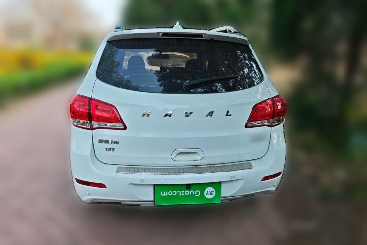Used Haval H6 2016 Upgraded Model 1.5T Manual Two-Wheel Drive Urban Version
