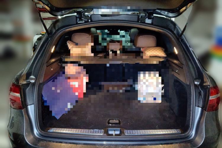 Used Mercedes-Benz GLC 2018 GLC 260 4MATIC Luxury Model Trunk