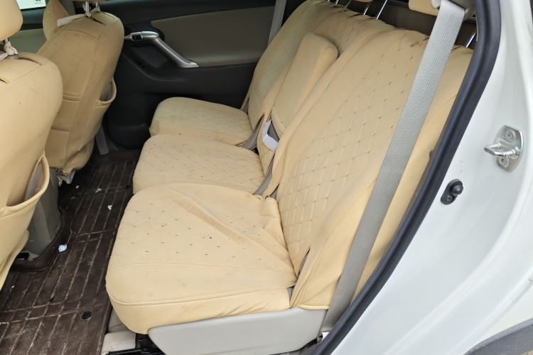 Used Toyota Verso 2015 180E CVT Crossover Edition
