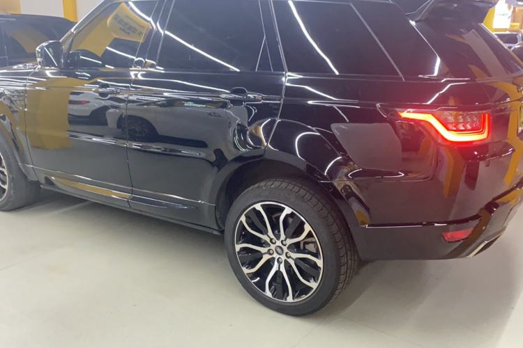 Used Land Rover Range Sport 2022 3.0 L6 YAO Black Edition Exterior 5