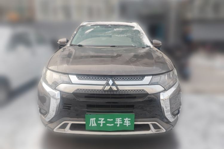 Used Mitsubishi Outlander 2019 2.4L 4x4 Zhi Xiang Edition 5 Seats China VI Standard

