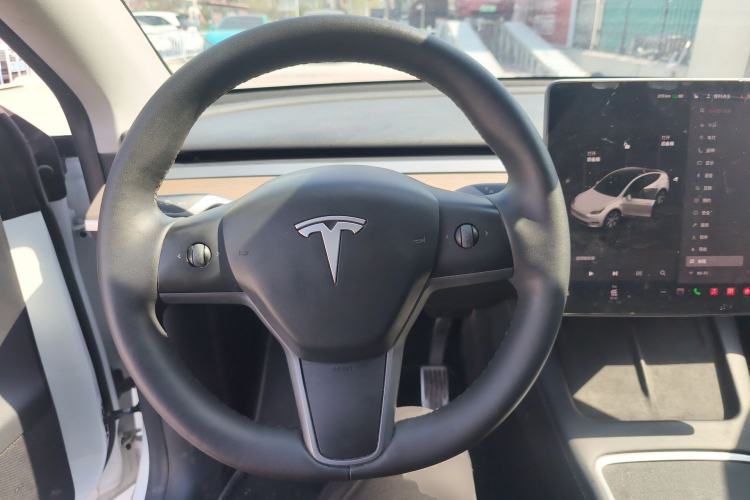 Used Tesla Model Y 2022 Rear-Wheel-Drive Version Steering Wheel