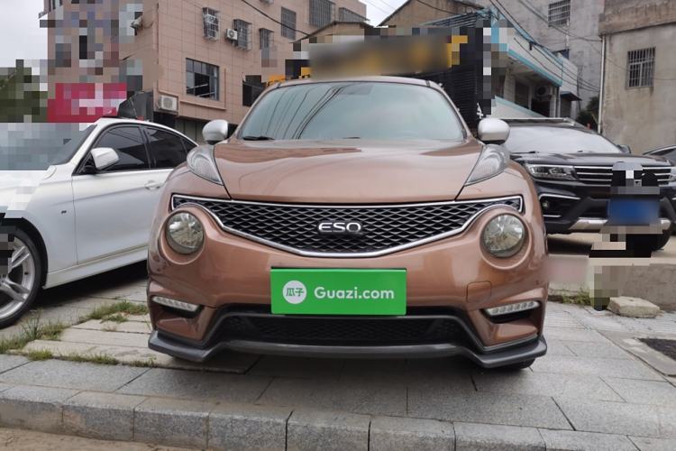 Used Infiniti ESQ 2014 1.6L Spontaneous Edition