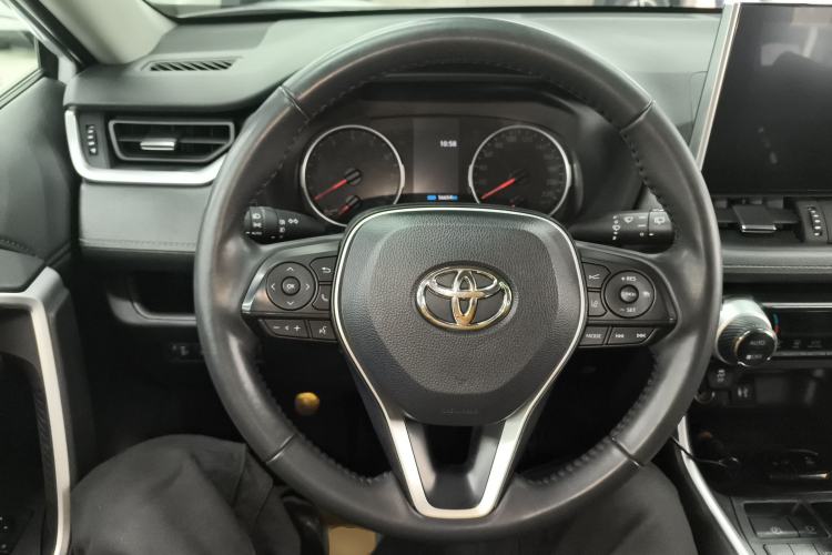 Used Toyota Wildlander 2021 2.0L CVT Two-Wheel Drive Luxury Edition
