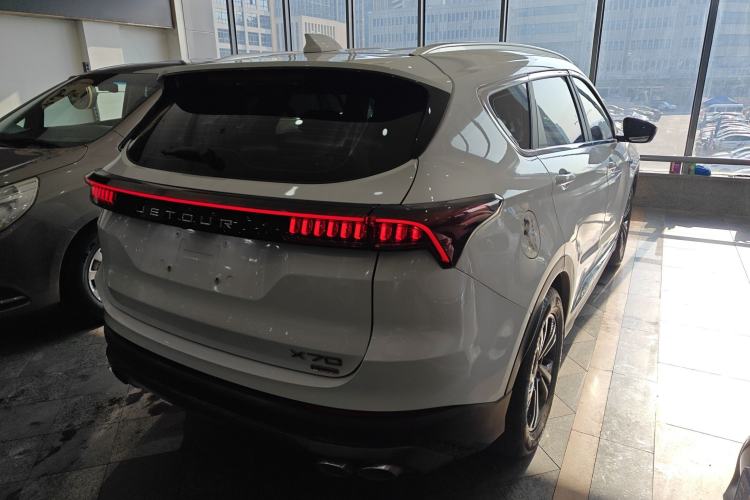 Used JETOUR X70 PLUS 2022 1.5T CVT Mountain 7-Seater