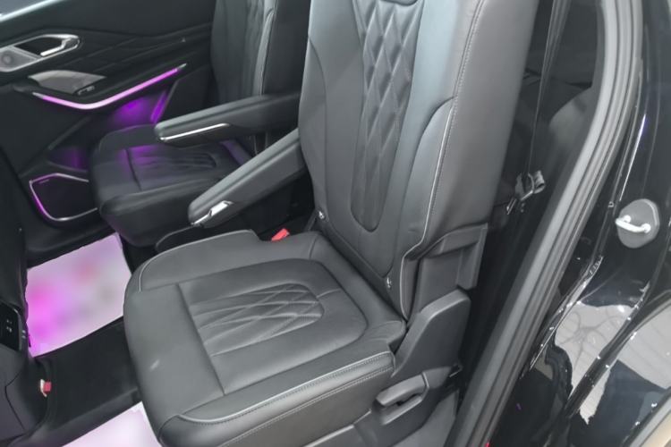 Used Hongqi HS7 PHEV 2024 2.0T PHEV Four-Wheel Drive Flagship Edition 6 Seats
