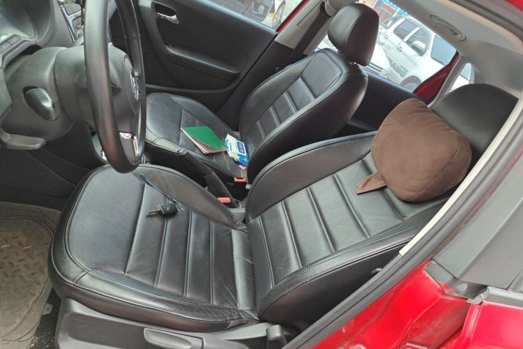 Used Volkswagen Polo 2013 1.6L Automatic Luxury Edition
