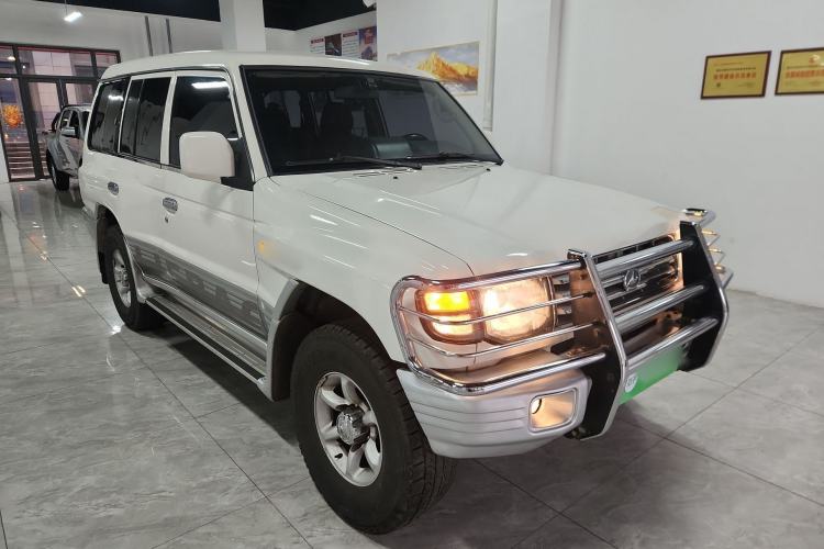 Used Leopaard Heijingang 2014 2.4L Manual 4x4