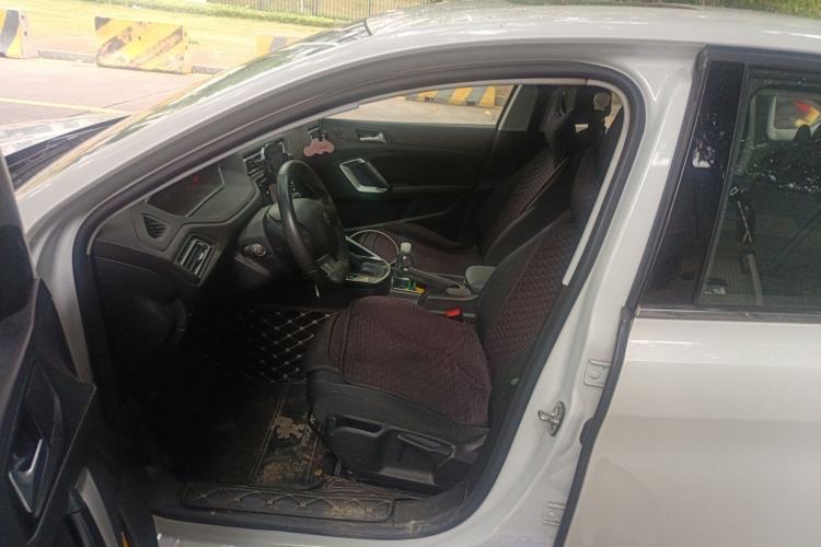 Used Peugeot 308 2018 1.6L Automatic Luxury Edition Left Front Seat