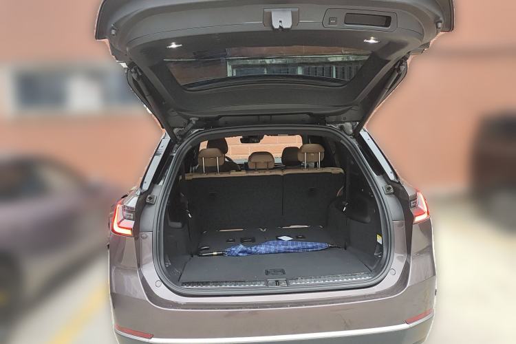 Used Nio ES8 2020 580 km Signature Edition 7-Seater Version