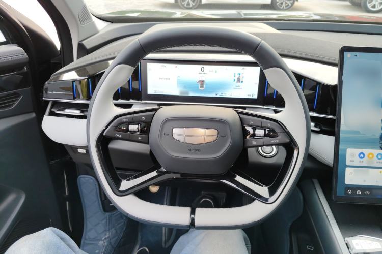 Used Geely Auto FX11 2024 1.5TD DCT Prestige Edition