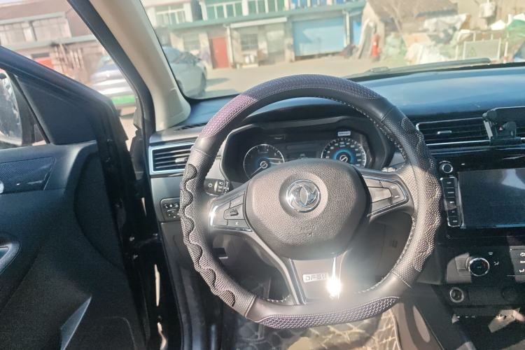 Used Dongfeng Fengon 580 2017 1.8L Manual Comfort Model Steering Wheel