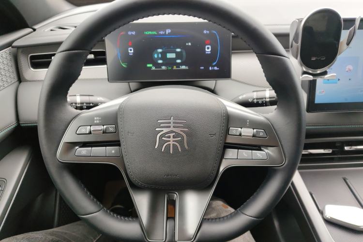 Used BYD Qin PLUS 2025 DM-i Smart Drive 55KM Leading Model Steering Wheel
