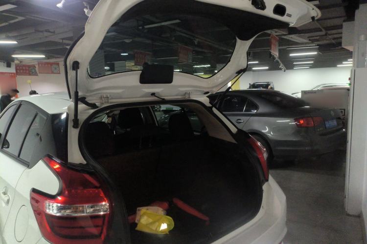 Used Toyota YARiS L Zhi Xuan 2016 Revised 1.5E CVT Charming Edition
