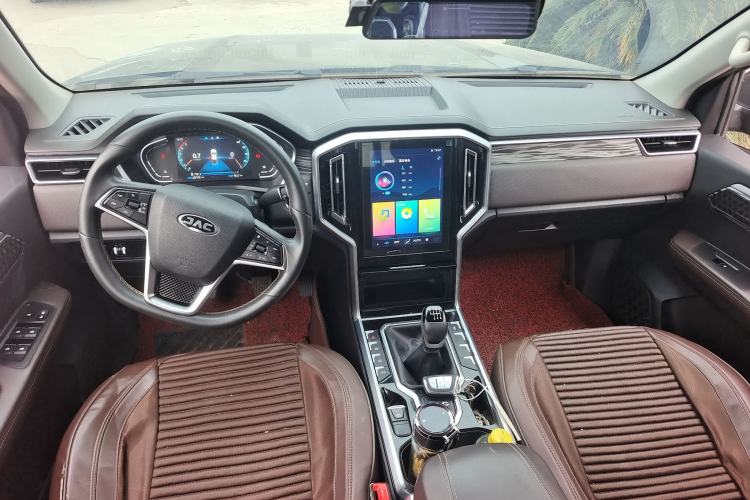 Used JAC Group Hantoo 2021 2.0T Commercial Version Manual Diesel Two-Wheel Drive Elite Trim with Dual HFC4DB2-2E
