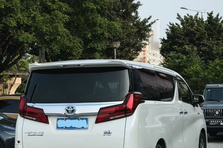 Used Toyota Alphard 2019 Dual-Engine 2.5L Prestige Edition
