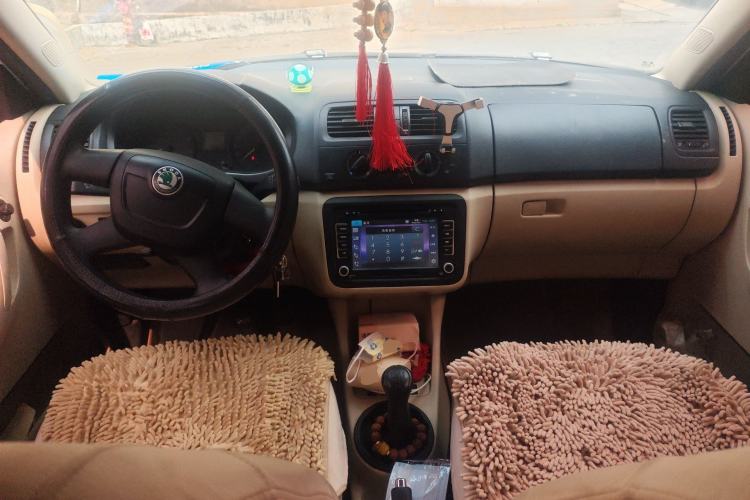 Used Skoda Fabia 2012 1.4L Manual Crystal Edition
