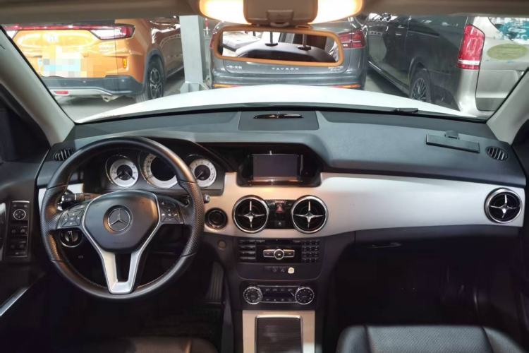 Used Mercedes-Benz GLK-Class 2014 GLK 260 4MATIC Dynamic Model
