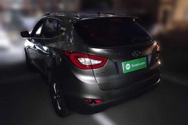 Used Hyundai ix35 2015 2.0L Automatic 2WD Smart Version China V Standard
