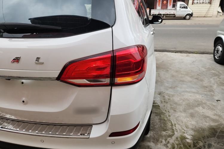Used Haval H6 2017 Blue Label Sport Edition 1.5T Manual Two-Wheel Drive Elite Model
