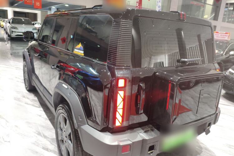 Used iCAR 03 2024 501km Two-Wheel Drive Long-Range Version Rear Left 45 Deg