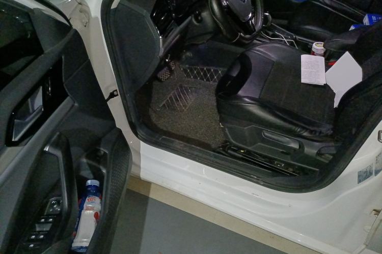 Used Volkswagen Sagitar 2019 280TSI DSG Comfort Version China VI Standard Interior 3