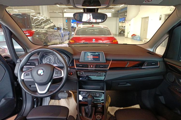 Used BMW 2 Series Gran Tourer 2015 218i Sports Design Package