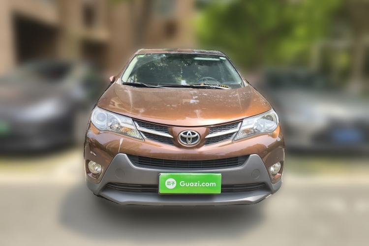 Used Toyota RAV4 2015 2.0L CVT Two-Wheel Drive Fashion Edition